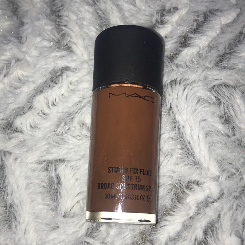 Mac studio fix fluid NW55